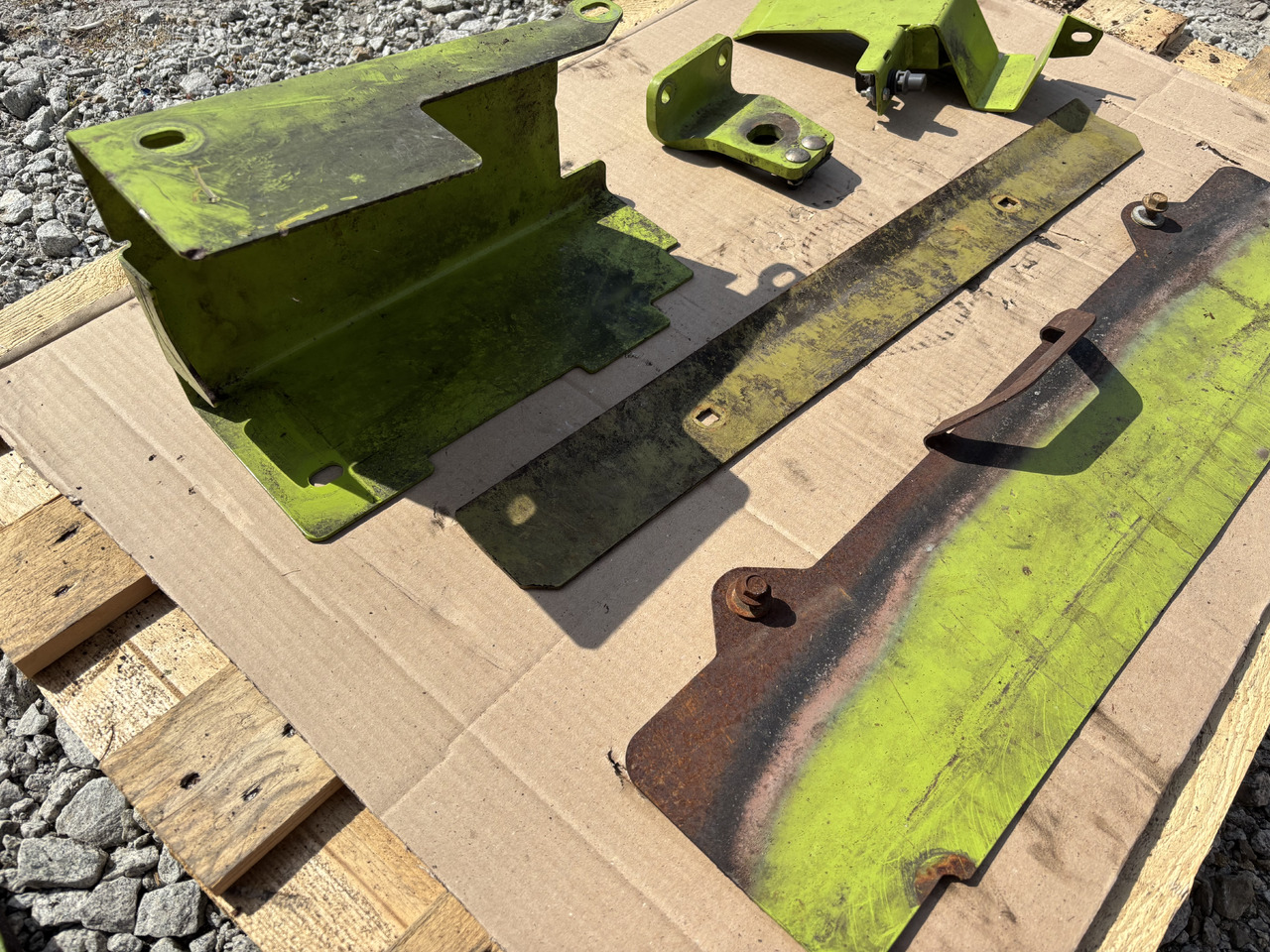 Claas Jaguar 970 - obudowy metalowe - Aerodynamikk/ Spoiler for Skurtresker: bilde 2 Claas Jaguar 970 - obudowy metalowe - Aerodynamikk/ Spoiler for Skurtresker: bilde 2