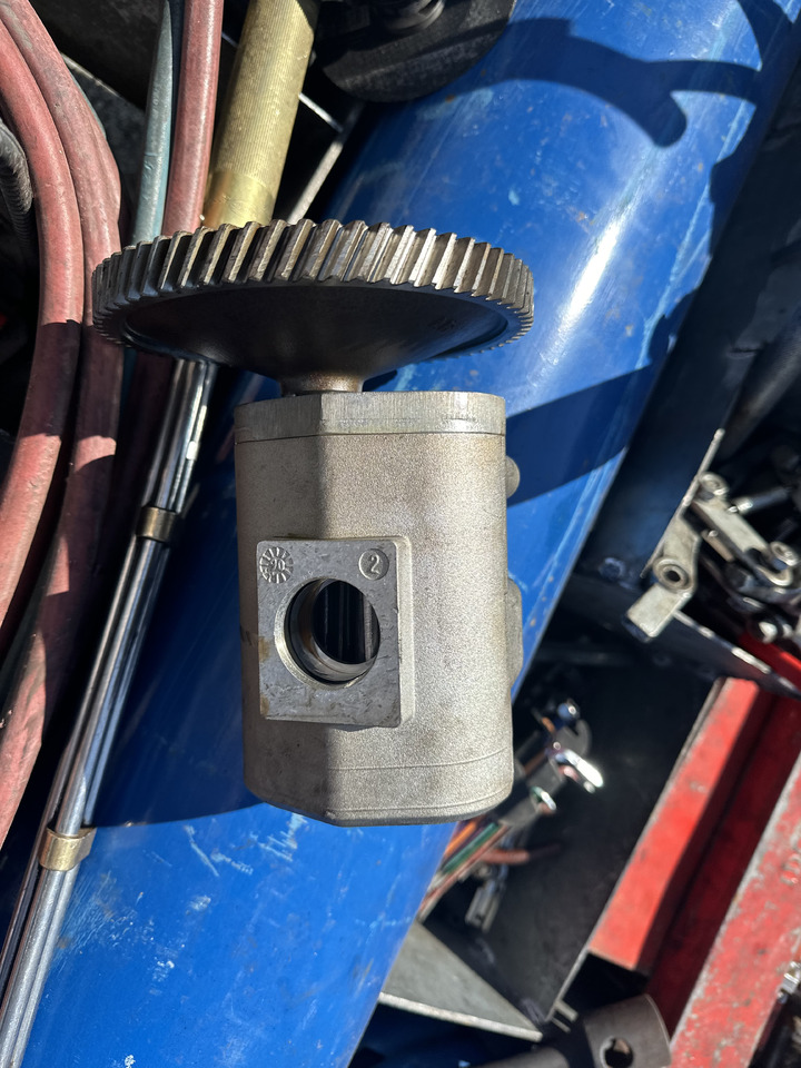 Claas ares Axion Pompa hydrauliczna massey ferguson - Hydraulisk pumpe for Landbruksteknikk: bilde 1 Claas ares Axion Pompa hydrauliczna massey ferguson - Hydraulisk pumpe for Landbruksteknikk: bilde 1