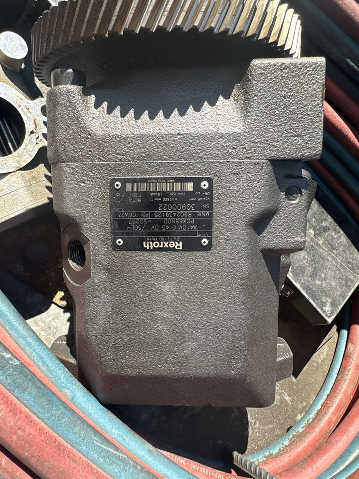 Claas ares Axion pompa hydrauliczna rexrota AA10V Massey Ferguson - Hydraulisk pumpe for Landbruksteknikk: bilde 1 Claas ares Axion pompa hydrauliczna rexrota AA10V Massey Ferguson - Hydraulisk pumpe for Landbruksteknikk: bilde 1