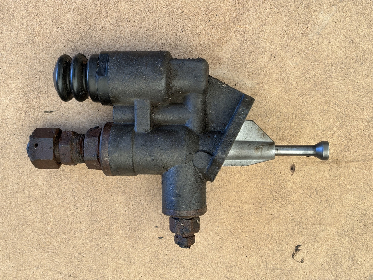 Cummins 8.3 6CT 6CTA 6CTAA Pompka Paliwa Zasilająca Cummins 3936316 - Drivstoffpumpe: bilde 2 Cummins 8.3 6CT 6CTA 6CTAA Pompka Paliwa Zasilająca Cummins 3936316 - Drivstoffpumpe: bilde 2