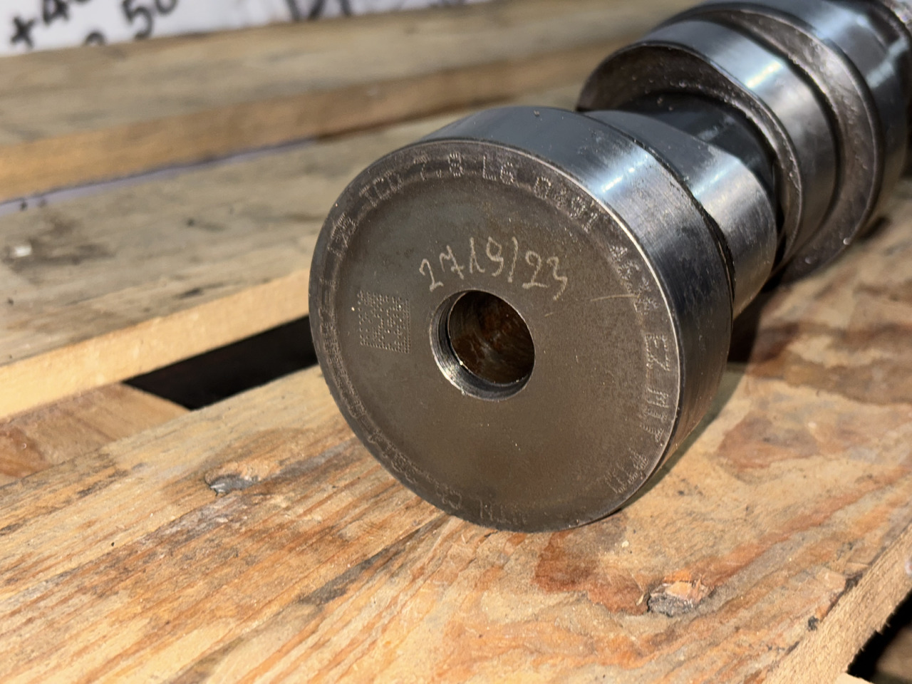 Deutz 04909276 TCD 7.8 L6 04914636 Wałek Rozrządu - Kamaksel for Landbruksteknikk: bilde 1 Deutz 04909276 TCD 7.8 L6 04914636 Wałek Rozrządu - Kamaksel for Landbruksteknikk: bilde 1