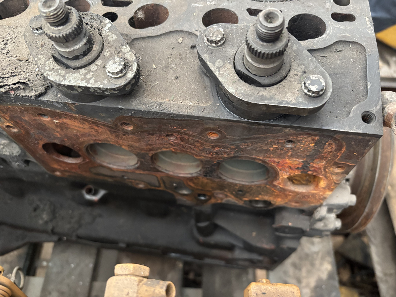 Deutz Fahr Merlo 04289542 10670424 Blok Silnika BF4M2012 TCD 2012 L04 4V - Sylinderblokk for Landbruksteknikk: bilde 3 Deutz Fahr Merlo 04289542 10670424 Blok Silnika BF4M2012 TCD 2012 L04 4V - Sylinderblokk for Landbruksteknikk: bilde 3