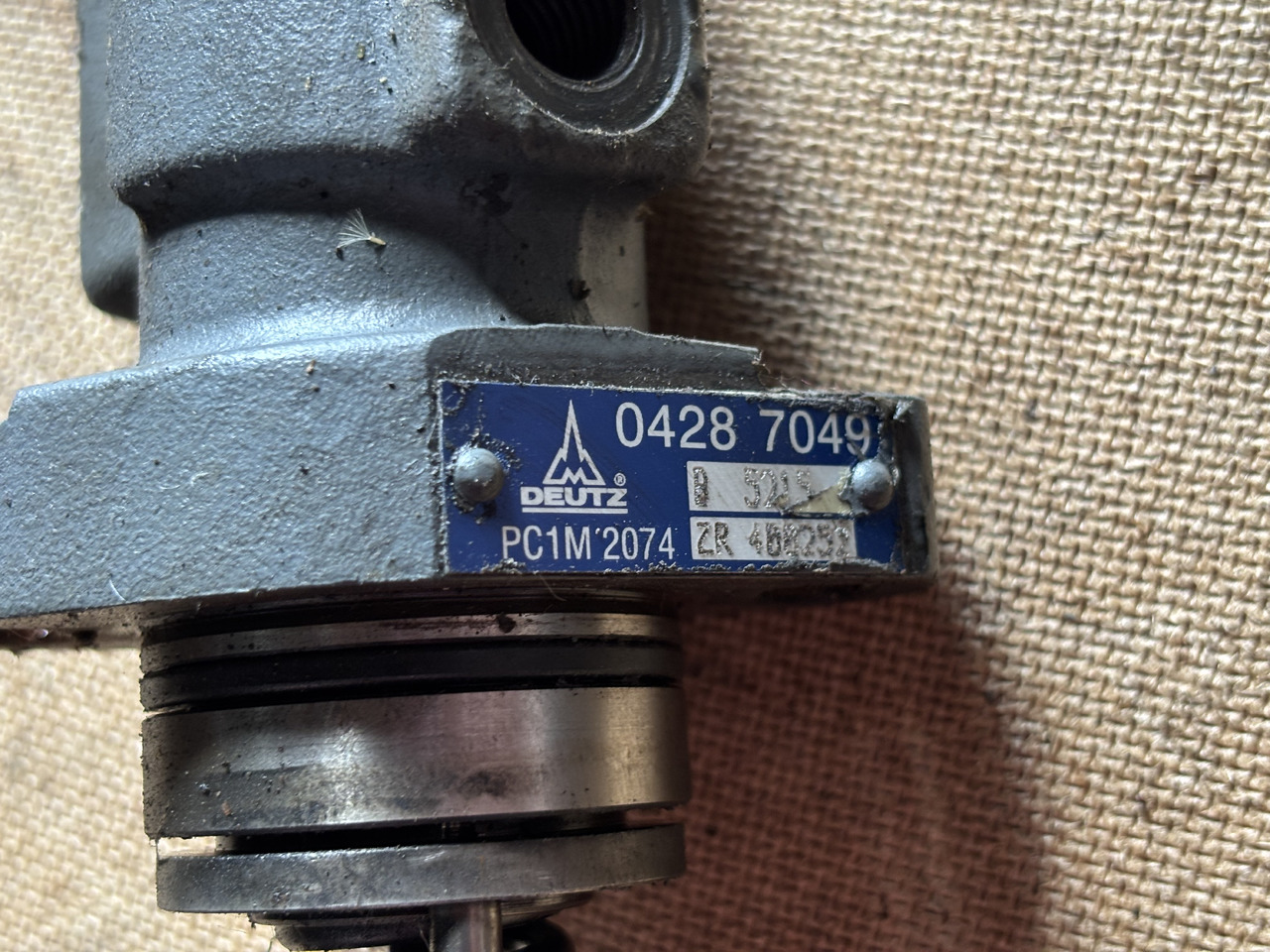 Deutz TD2011 D2011 D2011L04W Pompka wtryskowaPC1M2074 04287049 - Drivstoffpumpe: bilde 2 Deutz TD2011 D2011 D2011L04W Pompka wtryskowaPC1M2074 04287049 - Drivstoffpumpe: bilde 2