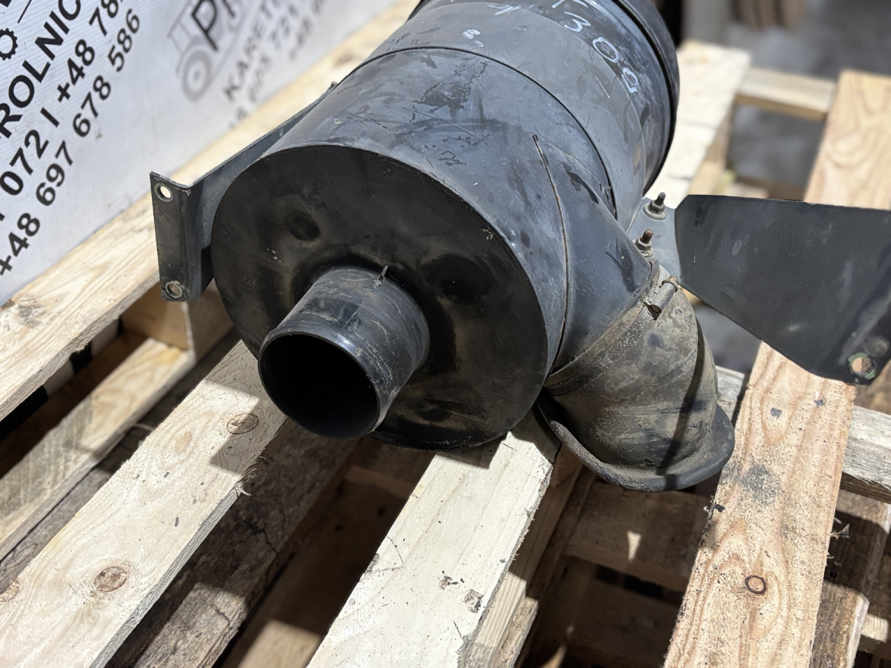 Fendt 309 Obudowa Filtra Powietrza - Luftfilter for Landbruksteknikk: bilde 3 Fendt 309 Obudowa Filtra Powietrza - Luftfilter for Landbruksteknikk: bilde 3