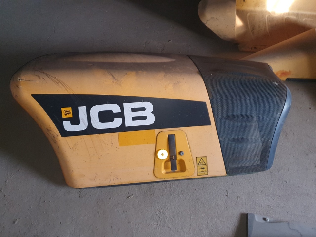 Jcb Klapa silnika pokrywa - Panser for Bygg og anlegg: bilde 1 Jcb Klapa silnika pokrywa - Panser for Bygg og anlegg: bilde 1