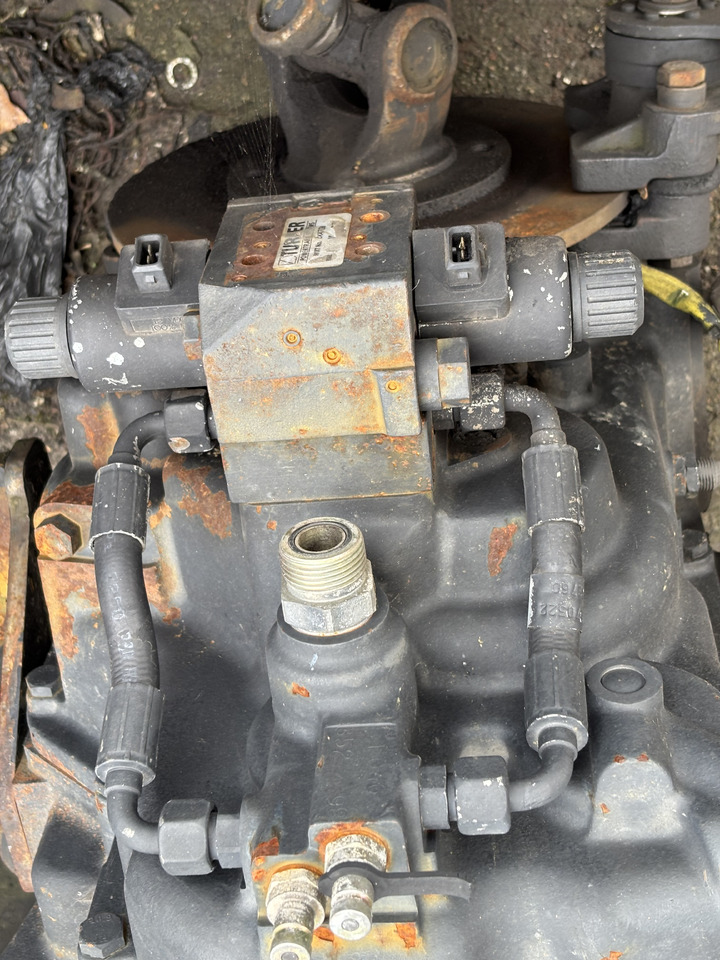 John Deere 3200 3215 3220 3415 3420 Skrzynia Biegów TURNER COM-T4-2030 AZ54187 - Girkasse for Landbruksteknikk: bilde 5 John Deere 3200 3215 3220 3415 3420 Skrzynia Biegów TURNER COM-T4-2030 AZ54187 - Girkasse for Landbruksteknikk: bilde 5