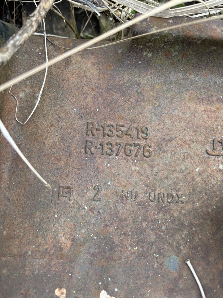 John Deere 5403 5415 5615 5715 5603 - support osi przedniej R135419 R137676 - Foraksel: bilde 2 John Deere 5403 5415 5615 5715 5603 - support osi przedniej R135419 R137676 - Foraksel: bilde 2