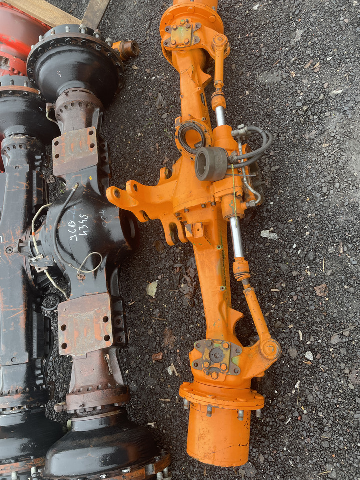 John Deere 6125R 6130R - oś przednia 735/303 - siłownik skrętu AL209978 - Foraksel: bilde 1 John Deere 6125R 6130R - oś przednia 735/303 - siłownik skrętu AL209978 - Foraksel: bilde 1