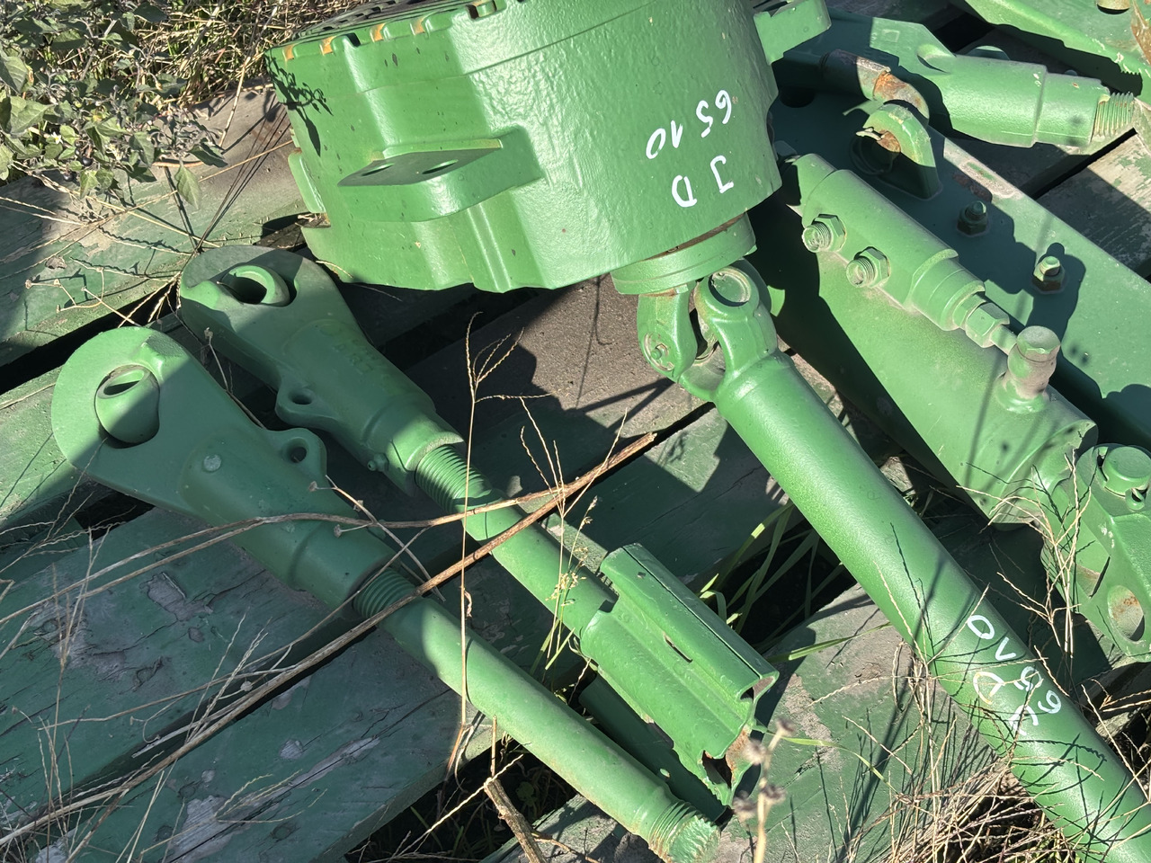 John Deere 6510 Przedni WOM L114345 L114340 L115648 - Girkasse og deler for Landbruksteknikk: bilde 2 John Deere 6510 Przedni WOM L114345 L114340 L115648 - Girkasse og deler for Landbruksteknikk: bilde 2