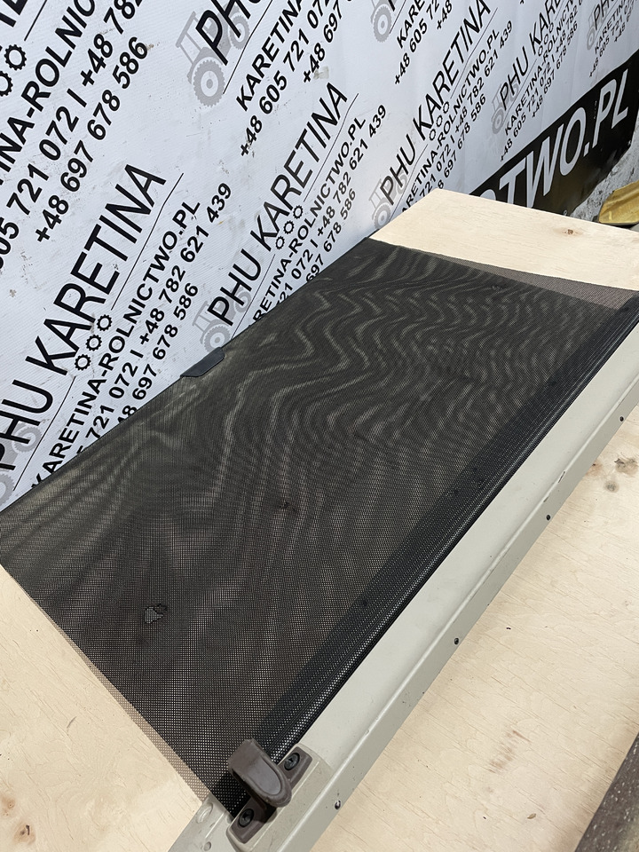 John Deere 6920 6920S - osłona roleta - Vindu og deler for Landbruksteknikk: bilde 3 John Deere 6920 6920S - osłona roleta - Vindu og deler for Landbruksteknikk: bilde 3