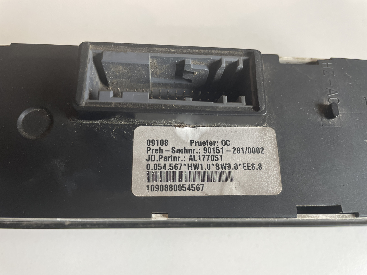 John Deere 6x30 7x30 - sterownik panel klimatyzacji AL177051 AL200050 - Førerhus og interiør for Landbruksteknikk: bilde 2 John Deere 6x30 7x30 - sterownik panel klimatyzacji AL177051 AL200050 - Førerhus og interiør for Landbruksteknikk: bilde 2