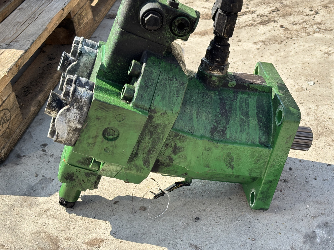 John Deere 8200 8400 8600 9500 9800 Hydromotor AXE78687 - Hydraulisk motor for Landbruksteknikk: bilde 4 John Deere 8200 8400 8600 9500 9800 Hydromotor AXE78687 - Hydraulisk motor for Landbruksteknikk: bilde 4