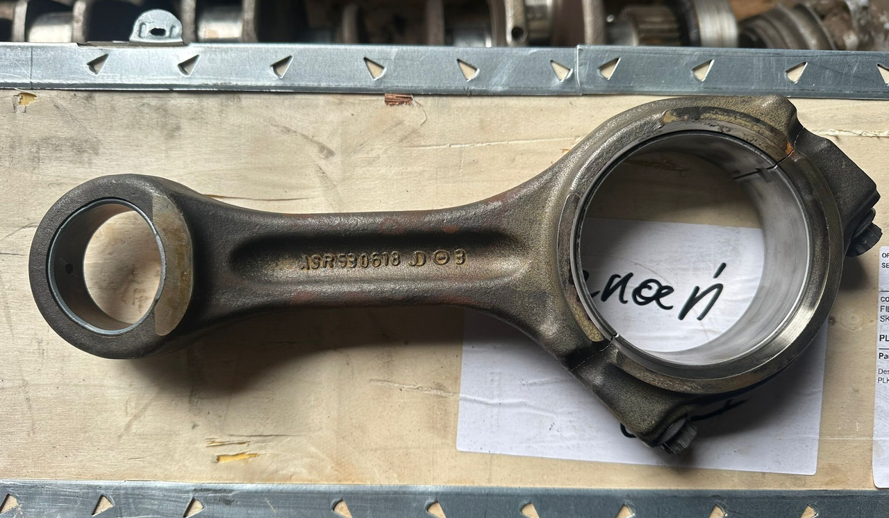 John Deere 8345R 7230R 7250R Korbowód Korbowody R530618 RE537877 RE565318 - Tilkoblingstang for Landbruksteknikk: bilde 1 John Deere 8345R 7230R 7250R Korbowód Korbowody R530618 RE537877 RE565318 - Tilkoblingstang for Landbruksteknikk: bilde 1