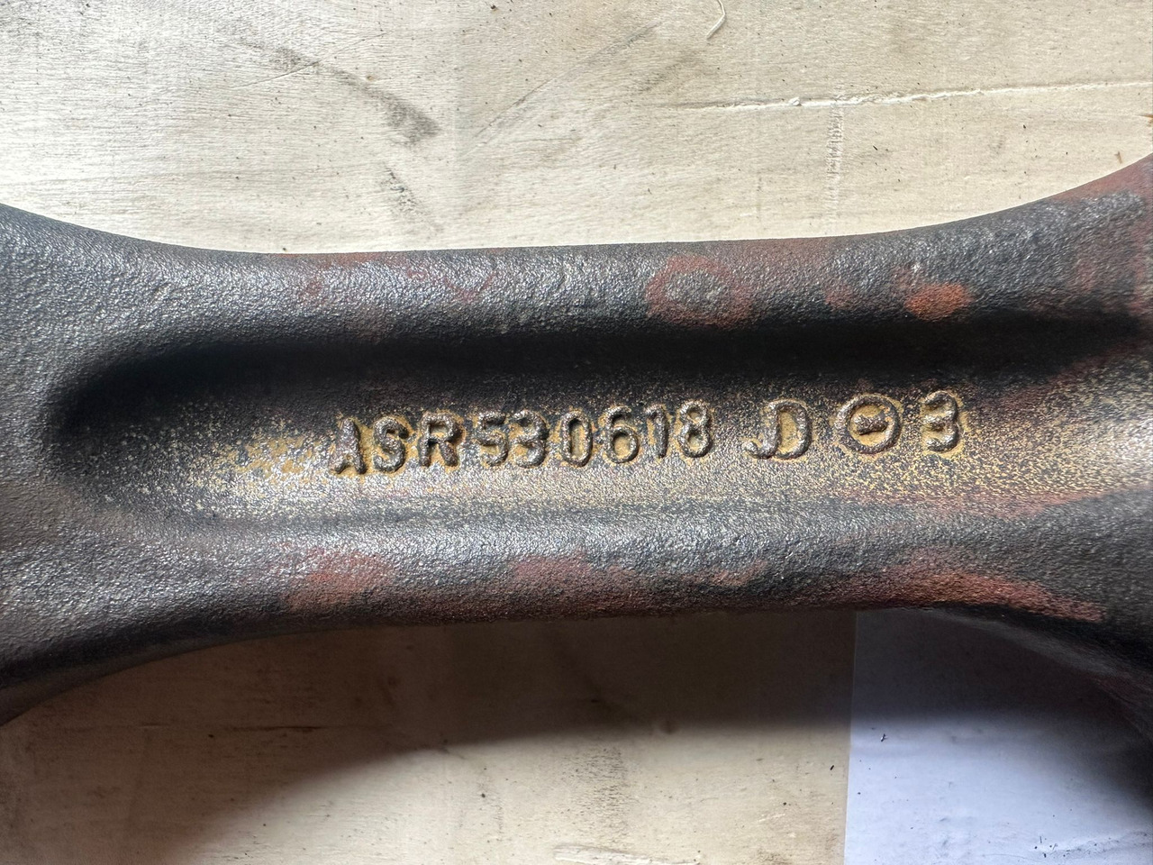 John Deere 8345R 7230R 7250R Korbowód Korbowody R530618 RE537877 RE565318 - Tilkoblingstang for Landbruksteknikk: bilde 2 John Deere 8345R 7230R 7250R Korbowód Korbowody R530618 RE537877 RE565318 - Tilkoblingstang for Landbruksteknikk: bilde 2