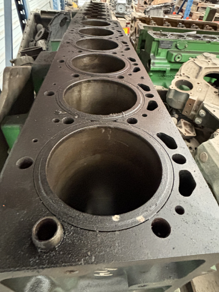 John Deere R522821 R522822 522823 Blok Silnika - Sylinderblokk for Landbruksteknikk: bilde 5 John Deere R522821 R522822 522823 Blok Silnika - Sylinderblokk for Landbruksteknikk: bilde 5