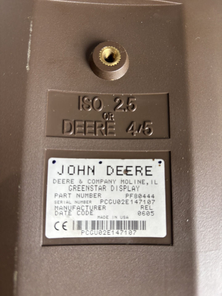 John Deere kombajn - monitor terminal GreenStar™ PF80444 PF90423 - Førerhus og interiør for Tresker: bilde 2 John Deere kombajn - monitor terminal GreenStar™ PF80444 PF90423 - Førerhus og interiør for Tresker: bilde 2