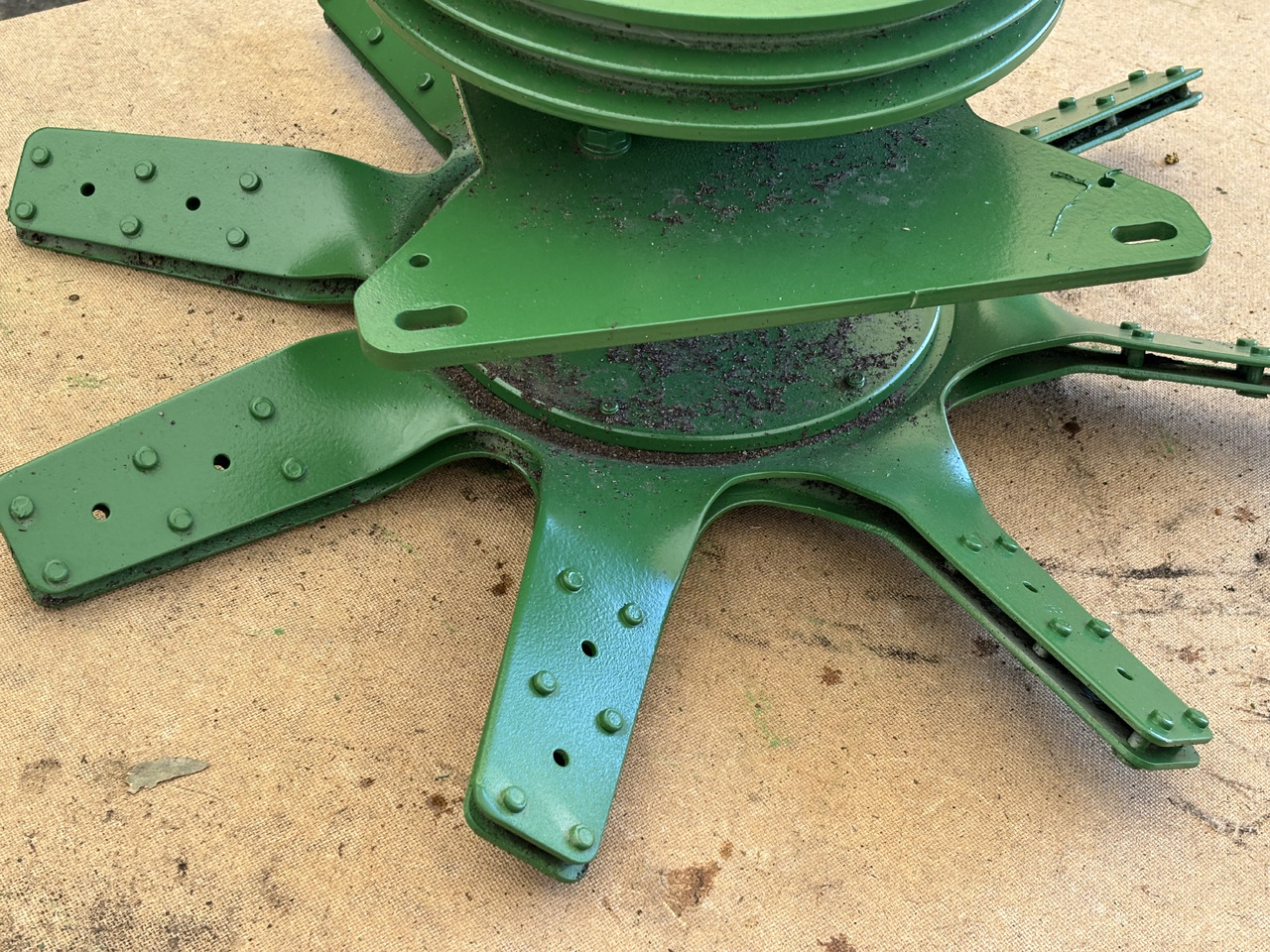 John Deere piasta + wiatrak wentylator fan H128327 - Vifte for Landbruksteknikk: bilde 3 John Deere piasta + wiatrak wentylator fan H128327 - Vifte for Landbruksteknikk: bilde 3