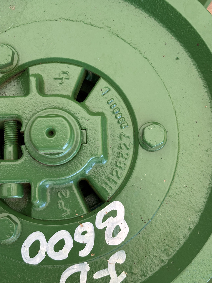 John Deere piasta + wiatrak wentylator fan H128327 - Vifte for Landbruksteknikk: bilde 2 John Deere piasta + wiatrak wentylator fan H128327 - Vifte for Landbruksteknikk: bilde 2