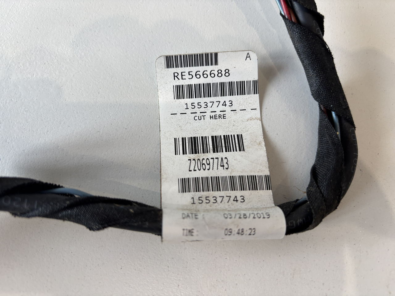 John Deere seria 6000 7000 8000 R - wiązka el. podłokietnika CommandARM RE566688 RE563549 - Kabel/ Ledninger for Landbruksteknikk: bilde 2 John Deere seria 6000 7000 8000 R - wiązka el. podłokietnika CommandARM RE566688 RE563549 - Kabel/ Ledninger for Landbruksteknikk: bilde 2