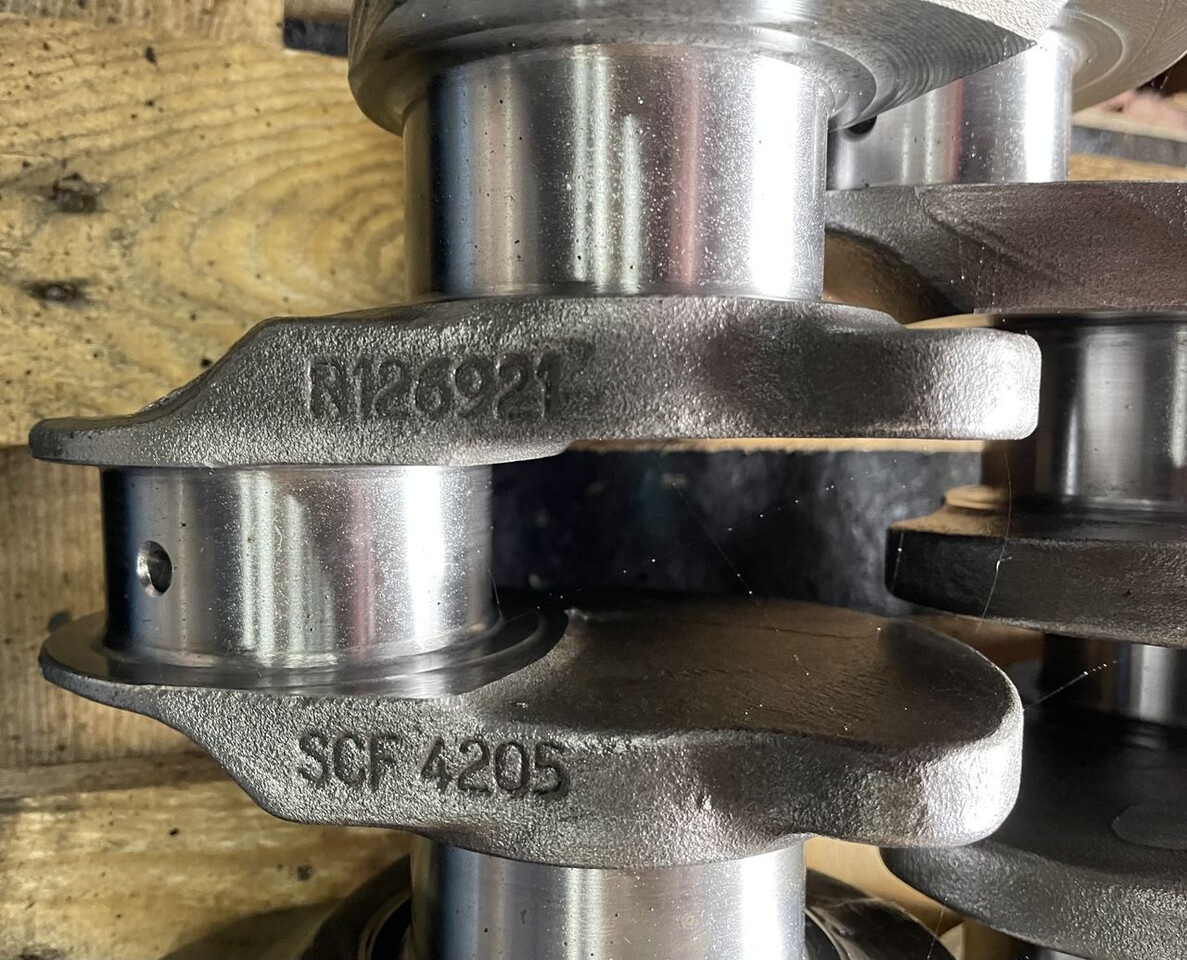 John Deere-wał korbowy/John Deere 6800 wał korbowy R126921 - Veivaksel for Landbruksteknikk: bilde 2 John Deere-wał korbowy/John Deere 6800 wał korbowy R126921 - Veivaksel for Landbruksteknikk: bilde 2