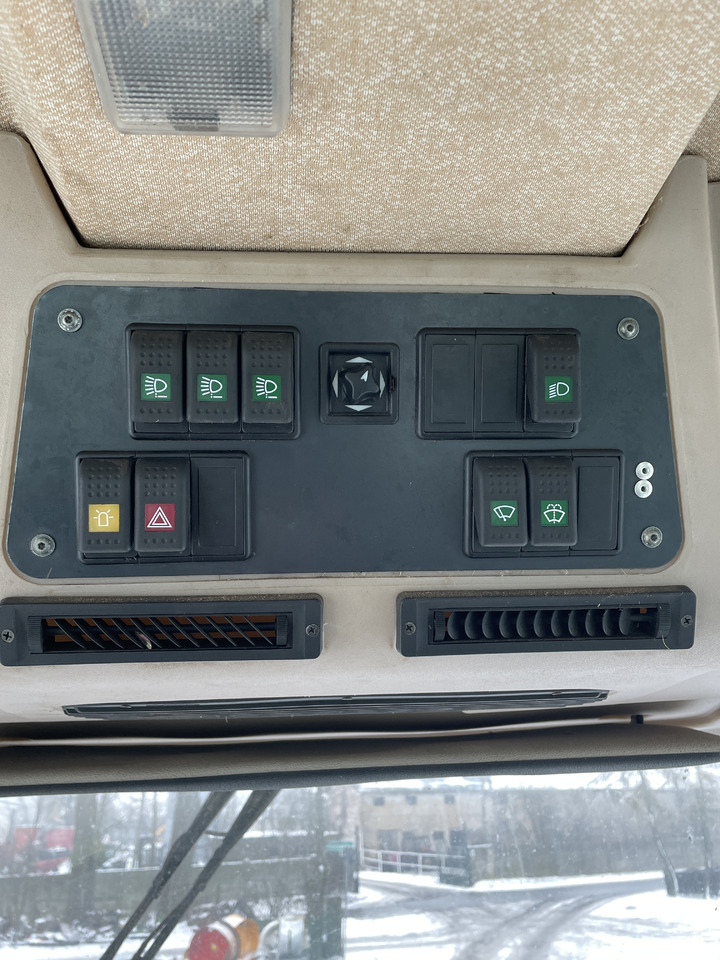 Krone Big M II - przełączniki panel sterujący - Elektrisk system for Landbruksteknikk: bilde 3 Krone Big M II - przełączniki panel sterujący - Elektrisk system for Landbruksteknikk: bilde 3