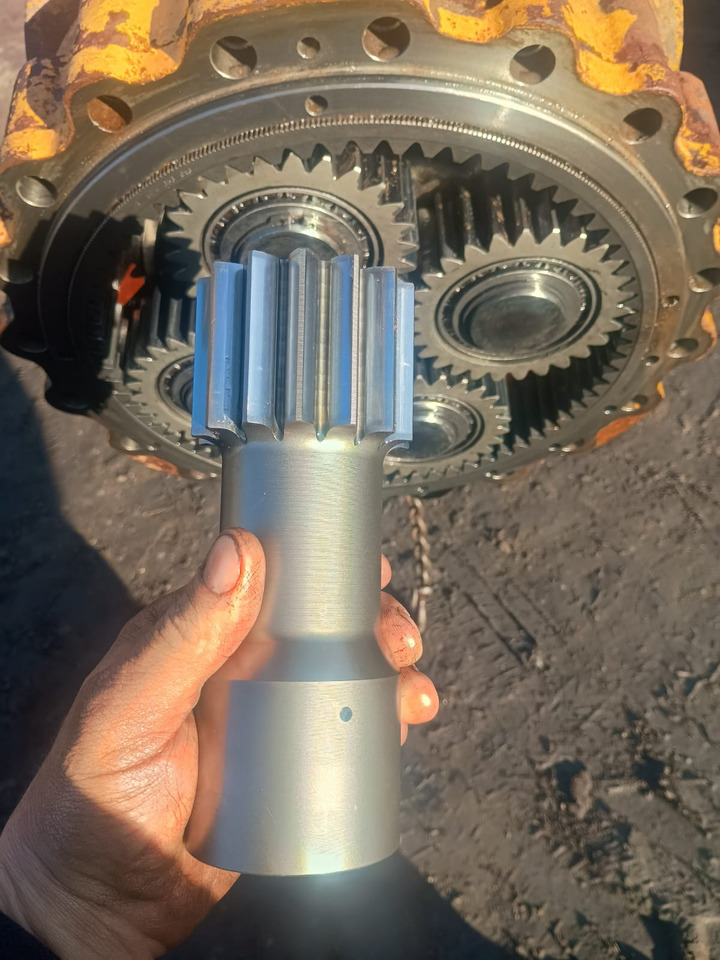 Liebherr L 550 L550 Doosan DL 250 DL250 Zwolnica Kompletna + Wał Napędu Zwolnicy - Sluttdrev for Landbruksteknikk: bilde 3 Liebherr L 550 L550 Doosan DL 250 DL250 Zwolnica Kompletna + Wał Napędu Zwolnicy - Sluttdrev for Landbruksteknikk: bilde 3