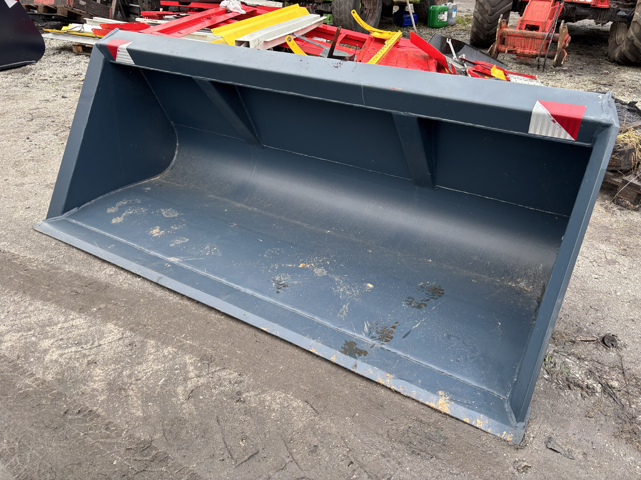 Łyżka Objętościowa 2,3m 1,01 m3 z mocowaniem do ładowarki Manitou. - Lasterskuffe: bilde 5 Łyżka Objętościowa 2,3m 1,01 m3 z mocowaniem do ładowarki Manitou. - Lasterskuffe: bilde 5