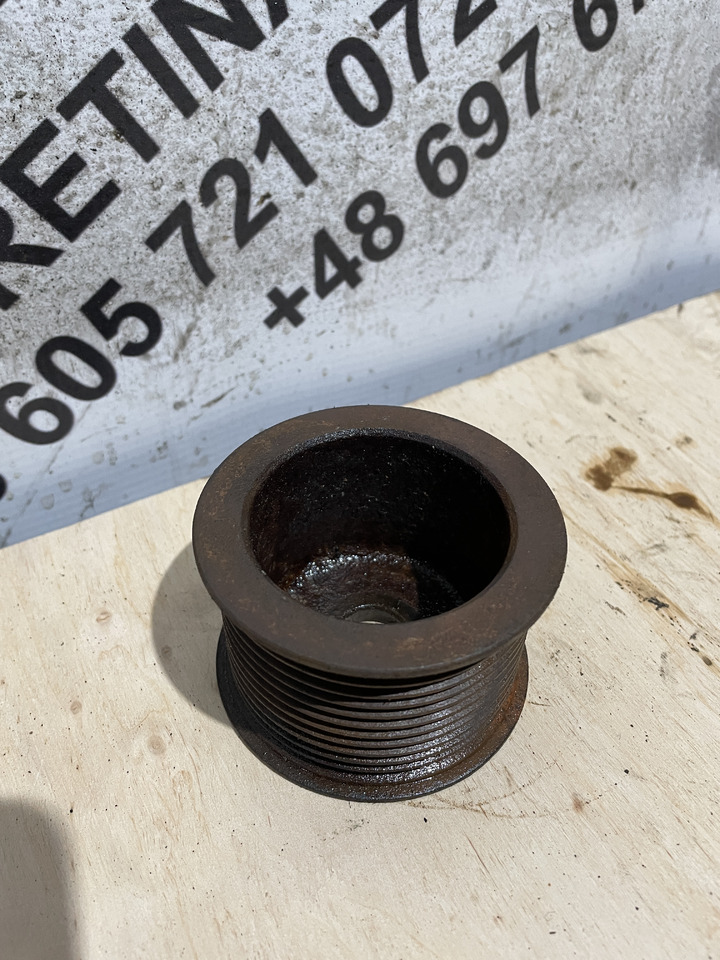 MAN Fendt 930 - koło pasowe rolka alternatora F920901010020 - Dynamo for Landbruksteknikk: bilde 2 MAN Fendt 930 - koło pasowe rolka alternatora F920901010020 - Dynamo for Landbruksteknikk: bilde 2