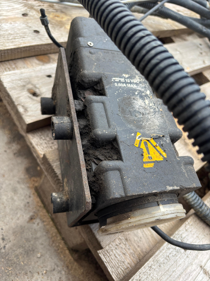 Massey Ferguson, Landini, Claas Radar Sensor Czujnik Prędkości Miernik Areału 3714290M2 - Sensor for Landbruksteknikk: bilde 3 Massey Ferguson, Landini, Claas Radar Sensor Czujnik Prędkości Miernik Areału 3714290M2 - Sensor for Landbruksteknikk: bilde 3