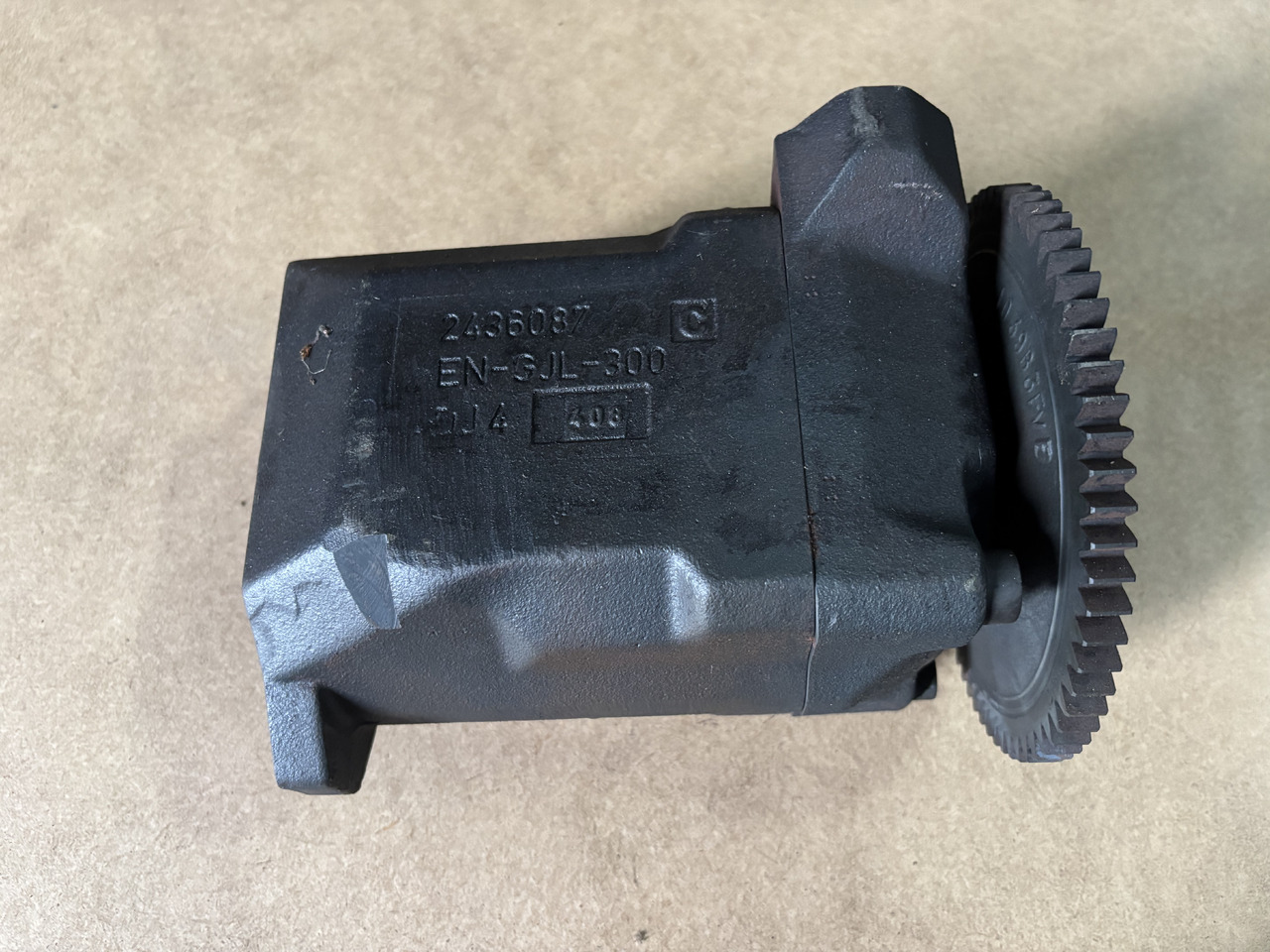 Massey Ferguson Pompa hydrauliczna 3716370M5 - Hydraulisk pumpe for Landbruksteknikk: bilde 1 Massey Ferguson Pompa hydrauliczna 3716370M5 - Hydraulisk pumpe for Landbruksteknikk: bilde 1