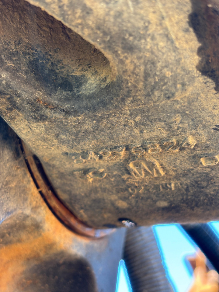 New Holland ramię podnośnika Rockshaft prawe 51694364 51694365 51694366 - Fjæring for Landbruksteknikk: bilde 2 New Holland ramię podnośnika Rockshaft prawe 51694364 51694365 51694366 - Fjæring for Landbruksteknikk: bilde 2