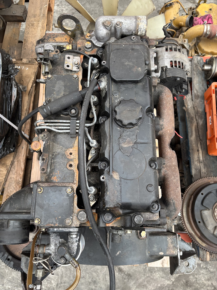 PERKINS 1104.40 JCB ZX RE38103 U321308N Silnik 2158/2000 CZĘŚCI - Motor for Bygg og anlegg: bilde 4 PERKINS 1104.40 JCB ZX RE38103 U321308N Silnik 2158/2000 CZĘŚCI - Motor for Bygg og anlegg: bilde 4