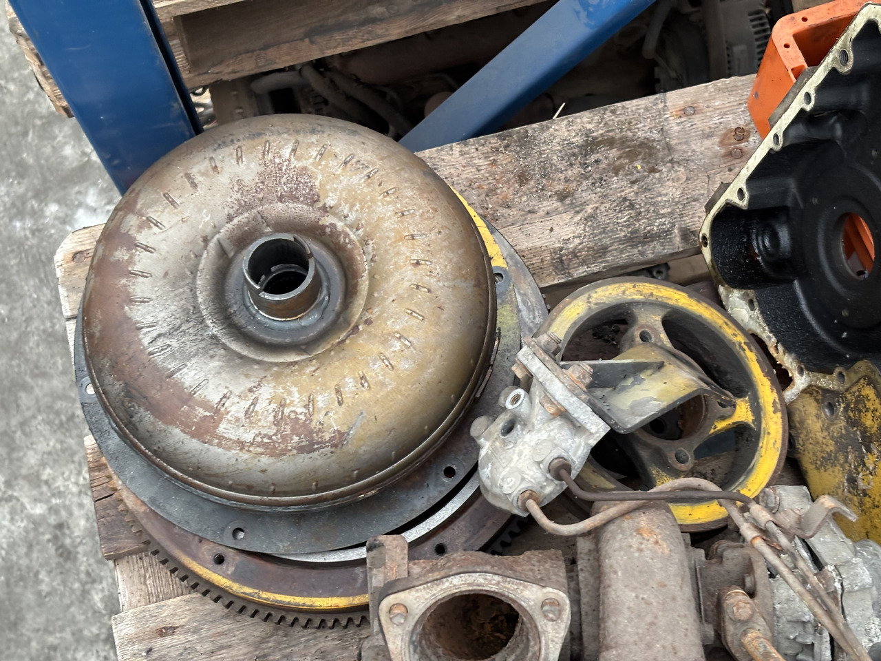 Perkins 4.236 4.248 Pokrywa Rozrządu Korbowód Tłok Miska Olejowa Tryb Koło Zamachowe CZĘŚCI - Svinghjul for Landbruksteknikk: bilde 5 Perkins 4.236 4.248 Pokrywa Rozrządu Korbowód Tłok Miska Olejowa Tryb Koło Zamachowe CZĘŚCI - Svinghjul for Landbruksteknikk: bilde 5