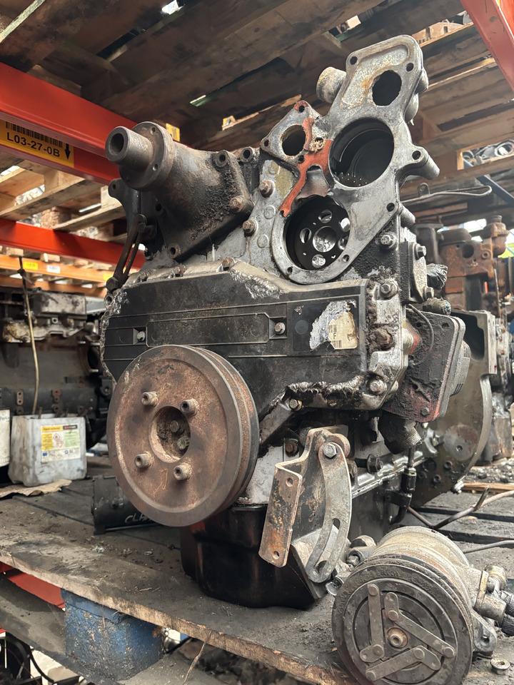 Perkins AK81029 1985/2400 Silnik CZĘŚCI - Motor: bilde 2 Perkins AK81029 1985/2400 Silnik CZĘŚCI - Motor: bilde 2