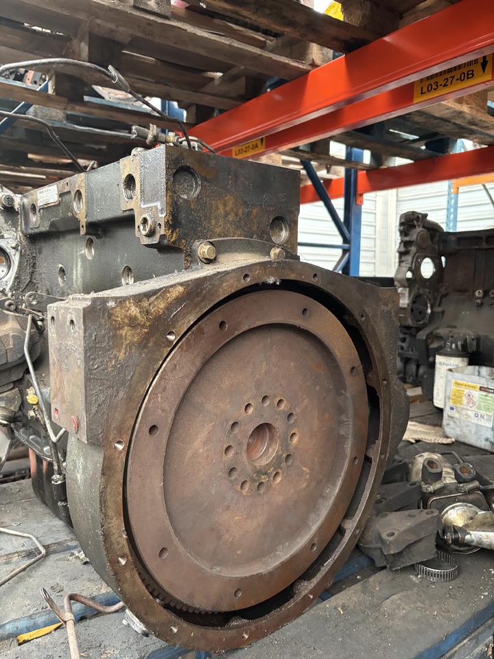 Perkins AK81029 1985/2400 Silnik CZĘŚCI - Motor: bilde 1 Perkins AK81029 1985/2400 Silnik CZĘŚCI - Motor: bilde 1