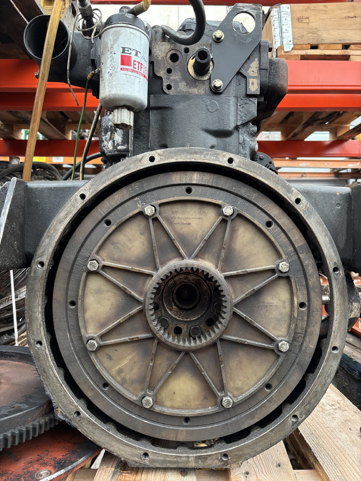 Perkins RE38152 Silnik RE 1104C-44 CZĘŚCI - Motor for Bygg og anlegg: bilde 5 Perkins RE38152 Silnik RE 1104C-44 CZĘŚCI - Motor for Bygg og anlegg: bilde 5