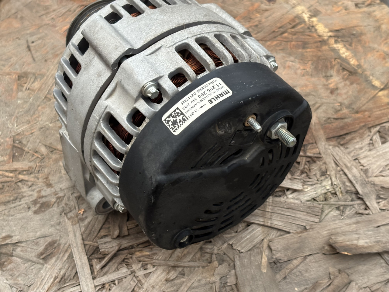 Mahle 11.205.290 John Deere DZ117825 NOWY - Reservedeler for Landbruksteknikk: bilde 1 Mahle 11.205.290 John Deere DZ117825 NOWY - Reservedeler for Landbruksteknikk: bilde 1