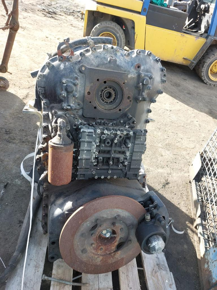 Skrzynia biegów ZF 4WG 4WG-210 Hitachi Case Komatsu - Girkasse for Landbruksteknikk: bilde 3 Skrzynia biegów ZF 4WG 4WG-210 Hitachi Case Komatsu - Girkasse for Landbruksteknikk: bilde 3