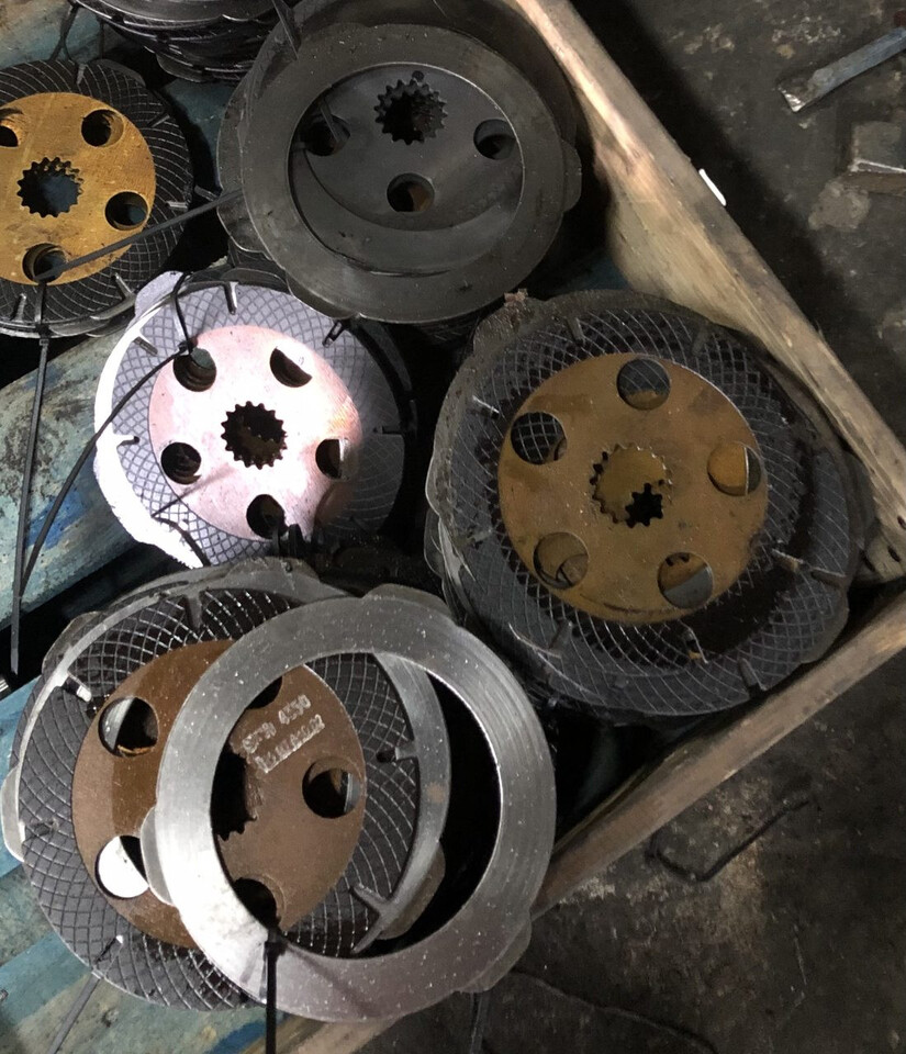 Spicer-tarczki hamulcowe przekładki/Most Spicer/Claas/Manitou/New Holland/Dieci/John Deere - Bremseskiv for Landbruksteknikk: bilde 2 Spicer-tarczki hamulcowe przekładki/Most Spicer/Claas/Manitou/New Holland/Dieci/John Deere - Bremseskiv for Landbruksteknikk: bilde 2