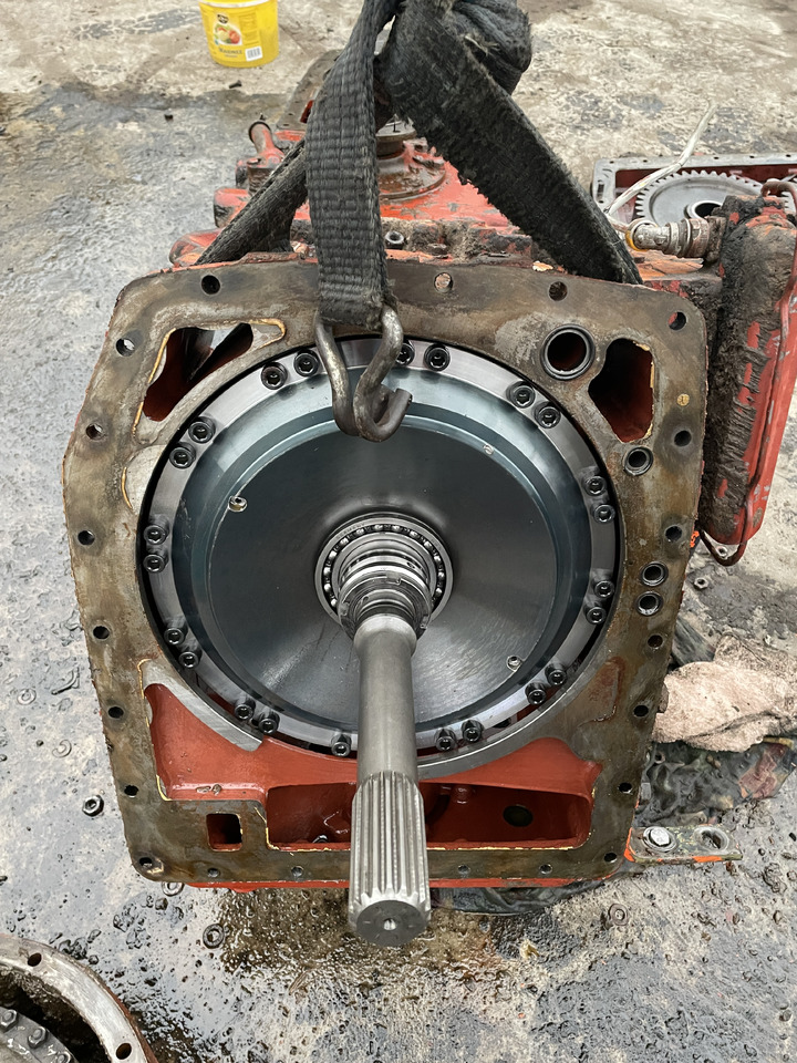 ZF 4PW45H1 Zettelmayer Volvo - skrzynia biegów - flansza 4620332115 - Girkasse for Landbruksteknikk: bilde 1 ZF 4PW45H1 Zettelmayer Volvo - skrzynia biegów - flansza 4620332115 - Girkasse for Landbruksteknikk: bilde 1