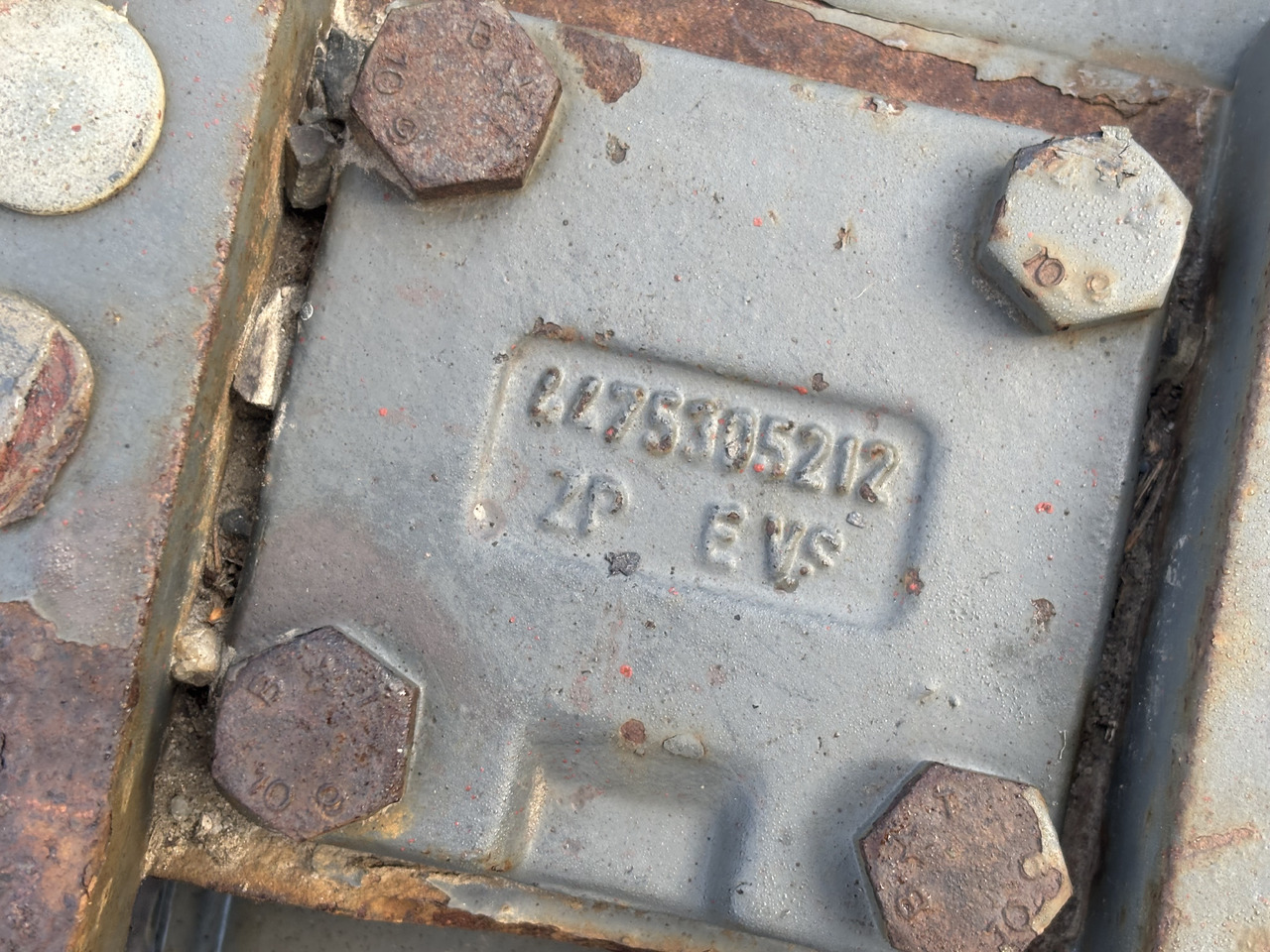 ZF Sworzeń zwrotnicy Z4475305212 - Hjulspindel: bilde 1 ZF Sworzeń zwrotnicy Z4475305212 - Hjulspindel: bilde 1