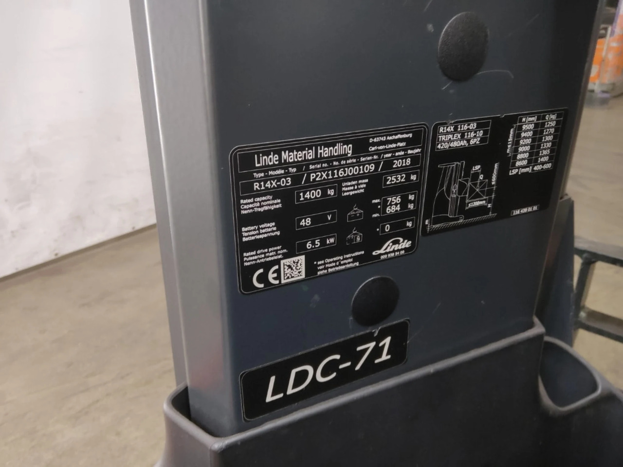 Linde R14X-03 - Reachtruck: bilde 2 Linde R14X-03 - Reachtruck: bilde 2