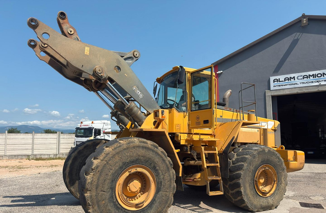 Pala gommata Volvo L 220 - Hjullaster: bilde 2 Pala gommata Volvo L 220 - Hjullaster: bilde 2