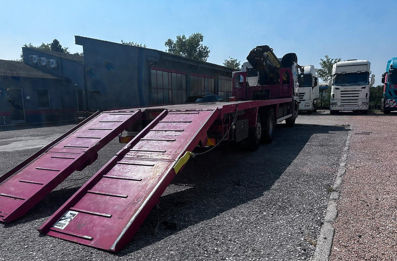 Pianale Mercedes 2540 con gru - Planbil, Kranbil: bilde 2 Pianale Mercedes 2540 con gru - Planbil, Kranbil: bilde 2