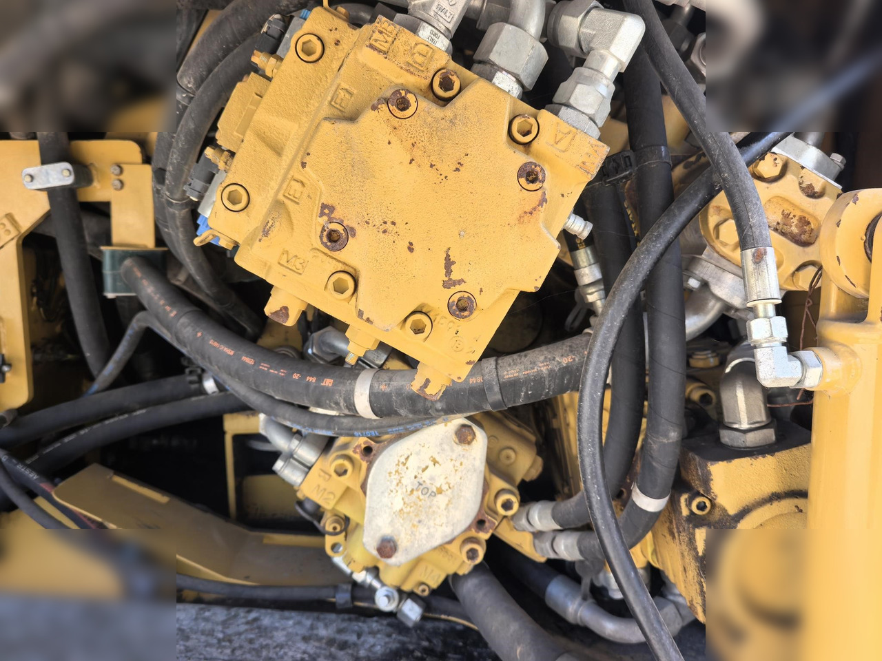 2010 CATERPILLAR AP-655D - Asfaltutlegger: bilde 3 2010 CATERPILLAR AP-655D - Asfaltutlegger: bilde 3