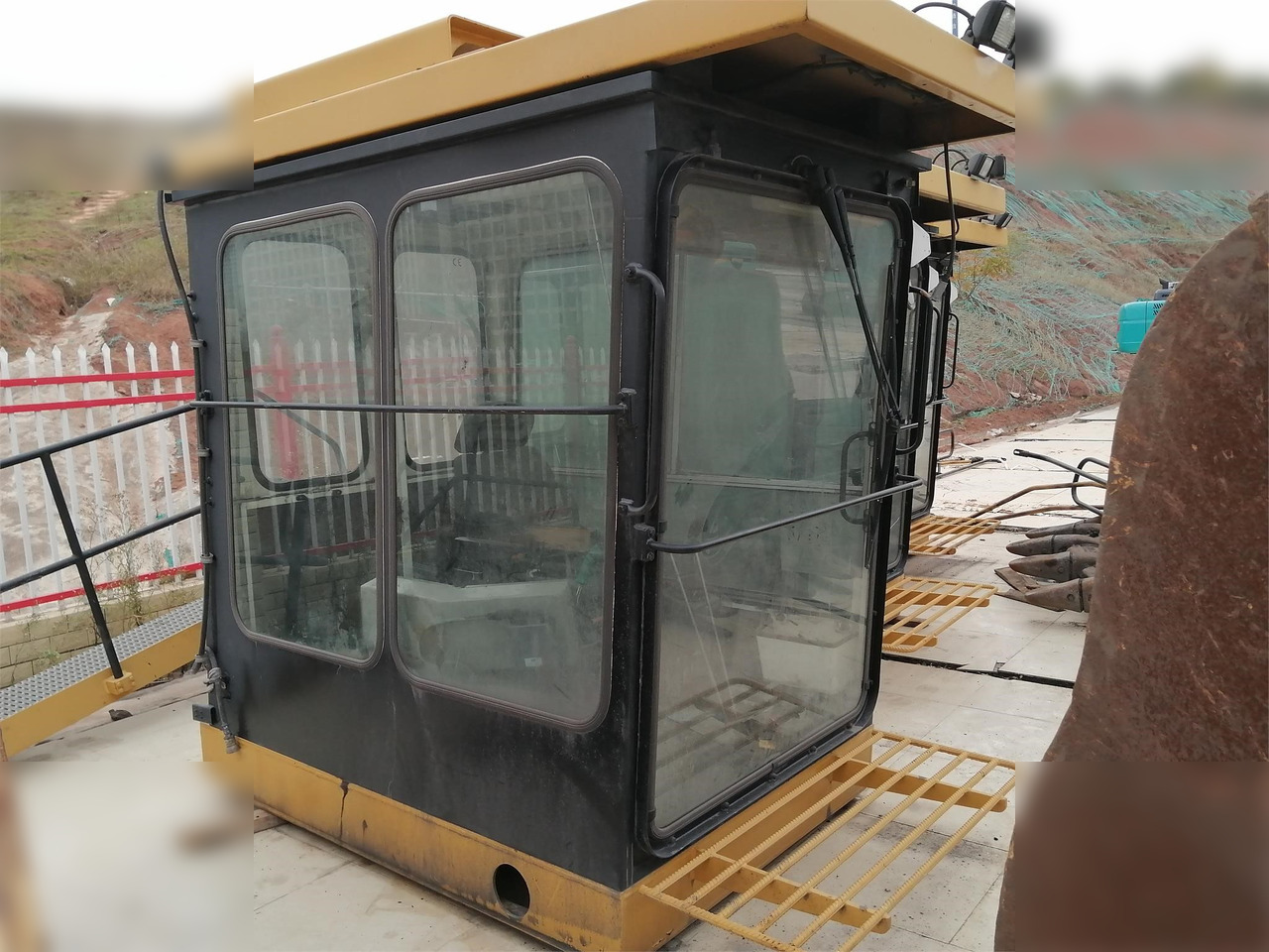 Beltegraver 2013 CATERPILLAR 6015: bilde 7