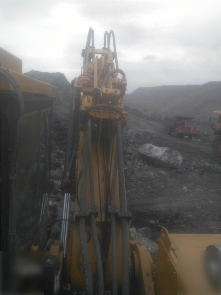 Beltegraver 2013 CATERPILLAR 6015: bilde 11