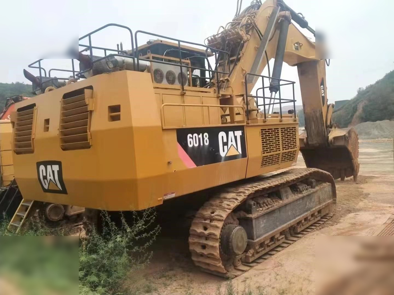 2013 CATERPILLAR 6018 - Beltegraver: bilde 2 2013 CATERPILLAR 6018 - Beltegraver: bilde 2