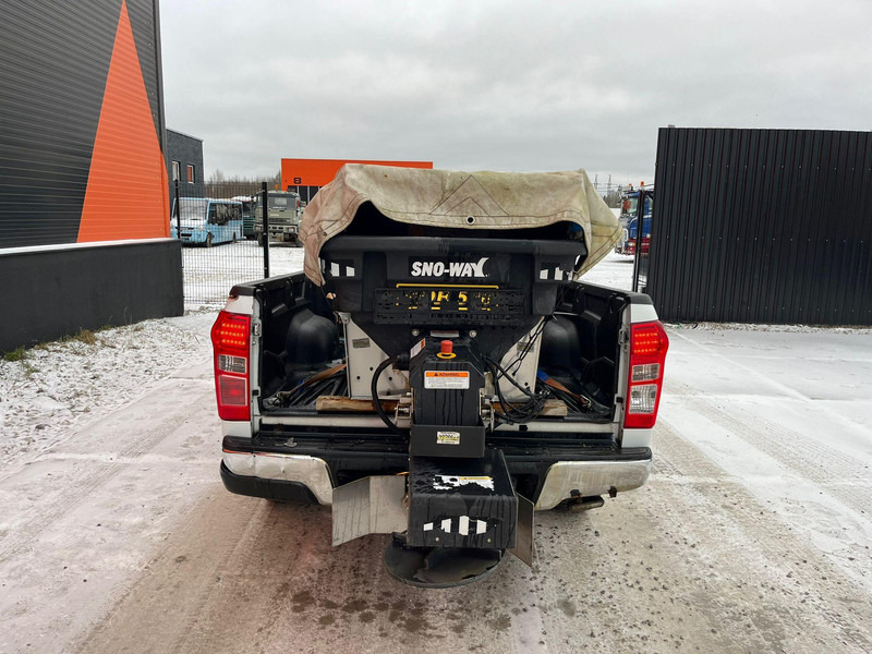Pickup Isuzu D-max 4x4 SNOW PLOW & SPREADER: bilde 7 Pickup Isuzu D-max 4x4 SNOW PLOW & SPREADER: bilde 7