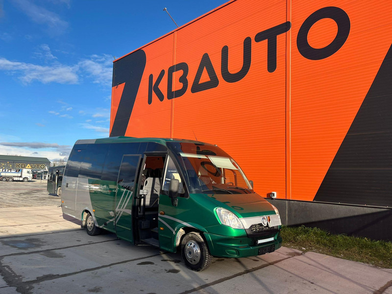 Iveco Indcar Wing 4x2 23 SEATS / AC / WEBASTO - Minibuss, Persontransport: bilde 1 Iveco Indcar Wing 4x2 23 SEATS / AC / WEBASTO - Minibuss, Persontransport: bilde 1